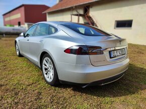 Tesla Model S P85D Insane+ 700k CCS DPH - 3