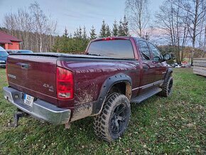 Prodám Dodge Ram gen.3,r.v.2004,obsah-5.7i Hemi,254kw - 3