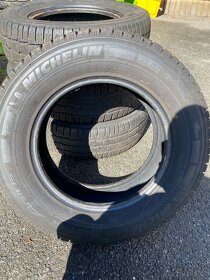 Zimni pneu Michelin Agilis Alpin 235/65 R16C - 3