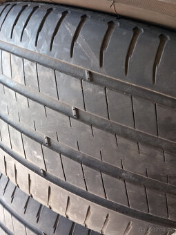 255/45R20 LETNÍ MICHELIN LATITUD SADA - 3