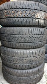 4 zimní 235/45R 18 (98H) Pirelli - 3