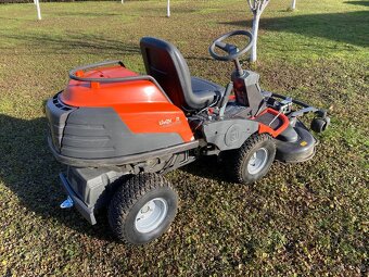 Husqvarna rider R422TS AWD ( 4x4 ) - 3