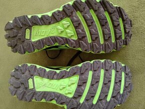 pánské běžecké boty INOV8 TRAILFLY G 270 V2. - 3