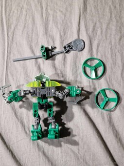 LEGO INVINCIBILITY ROBOT 9423 - 3