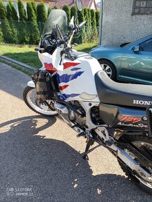 Honda xrv 750 africa twin - 3