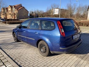 Ford Focus Combi 1,6 74 kW 2006 - 3