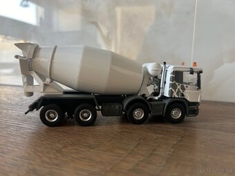 Model Scania 1:50 mix - 3