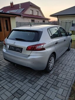 Peugeot 308 1.2 Vti, r.v.2015,146000 km,tažné zařízení. - 3