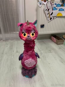 Hatchimals WOW Lama + 5 x plyš s klipem - 3