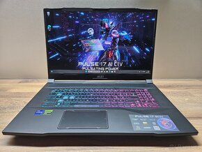 17,3" 240HZ_OBŘÍ MSI PULSE 17_i9-13900H_16GB_RTX 4070 8GB - 3