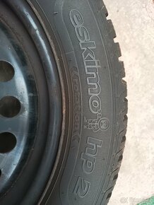 Zimní pneu 195/55 R16 + plech - 3