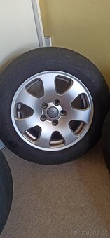 Letní Alu kola Audi R15 5x112 7Jx15 ET39 (195/65) - 3