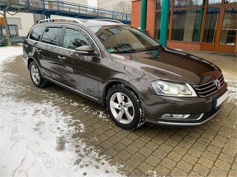 Vw Passat B7 2.0tdi 103kw Bi-Xenon Navi CarPlay Serviska - 3