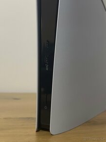 PlayStation 5 (Slim) Digital Edition + ovládač - 3