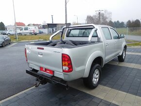 Toyota Hilux DK 2,5 D-4D 4WD City, 88 kW, Klima, 4X4 - 3