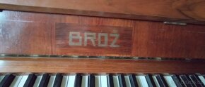 Piano Brož - 3