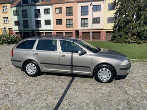 Prodam skoda octavia 2 pěknem staví po prvním majitelů - 3