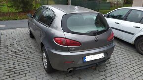 Alfa Romeo 147 1.9 JTD 16V - 3