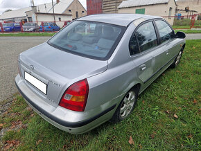 Hyundai Elantra 1.6 benzín - 3