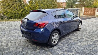 OPEL ASTRA J 1.4 16V 88KW.6 RYCHL.BI-XENONY.NAJETO 103 TIS. - 3