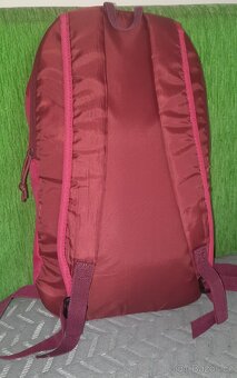 Turistický batoh DECATHLON 10l - 3