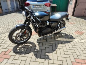 Triumph Street Twin - 3