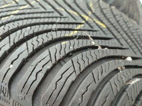 Michelin Alpin 5  215/55 R17 - 3