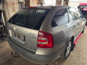 Škoda Octavia 2 1.9tdi 77kw BXE barva - 9202 - 3