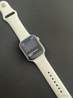 Apple watch series 8 45mm - 100% baterie - 3