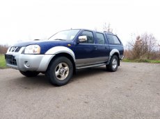 NISSAN D22 NAVARA NP300 DOUBLE CAB KING CAB PICK UP 2,5 - 3