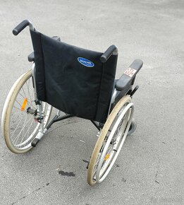 Invalidní vozík INVACARE široký skládací - 3