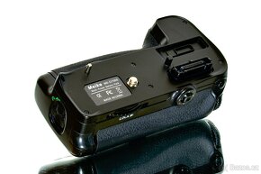 Meike Nikon D7000 Battery grip ( MB-D11) - 3