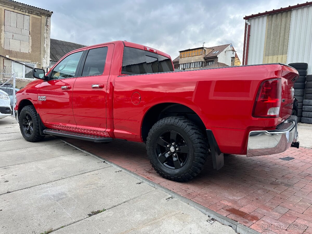 —Dodge Ram 1500 V8 4x4,automat,2x4-4x4,nová STK, 2013—