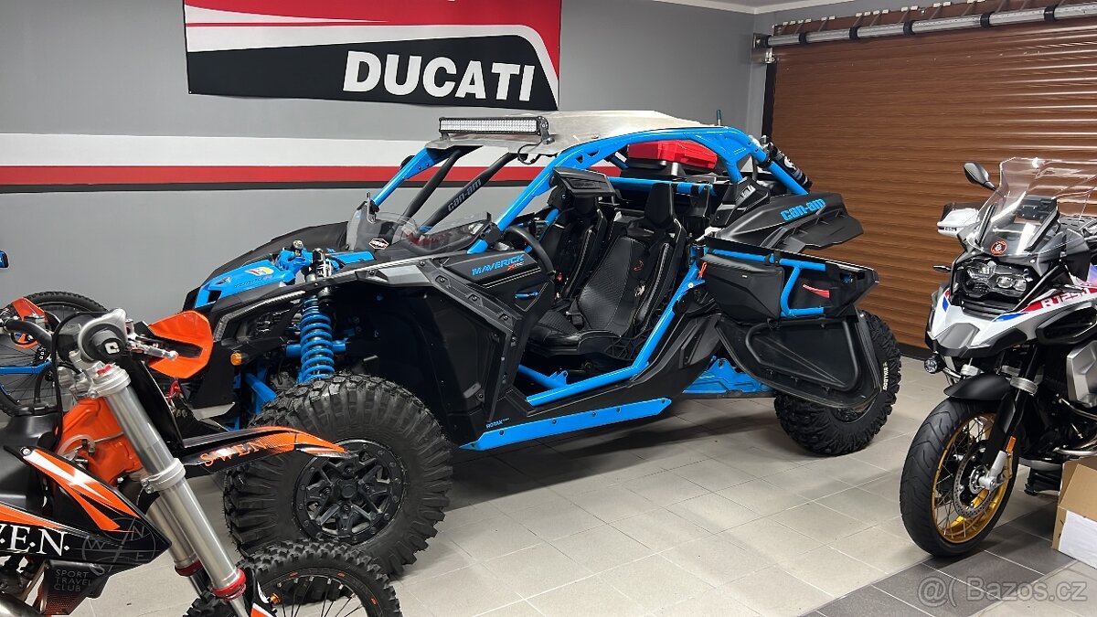 Can-am Maverick X3 RC