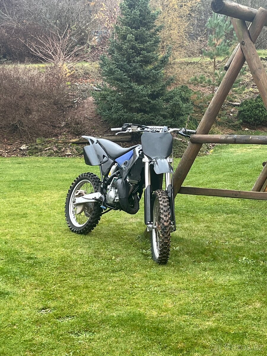 Yamaha YZ 125 00