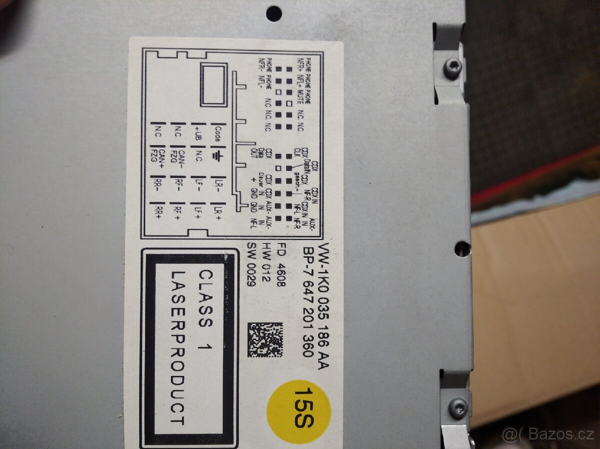 Originální rádio Volkswagen RCD 310 a reproduktory 165