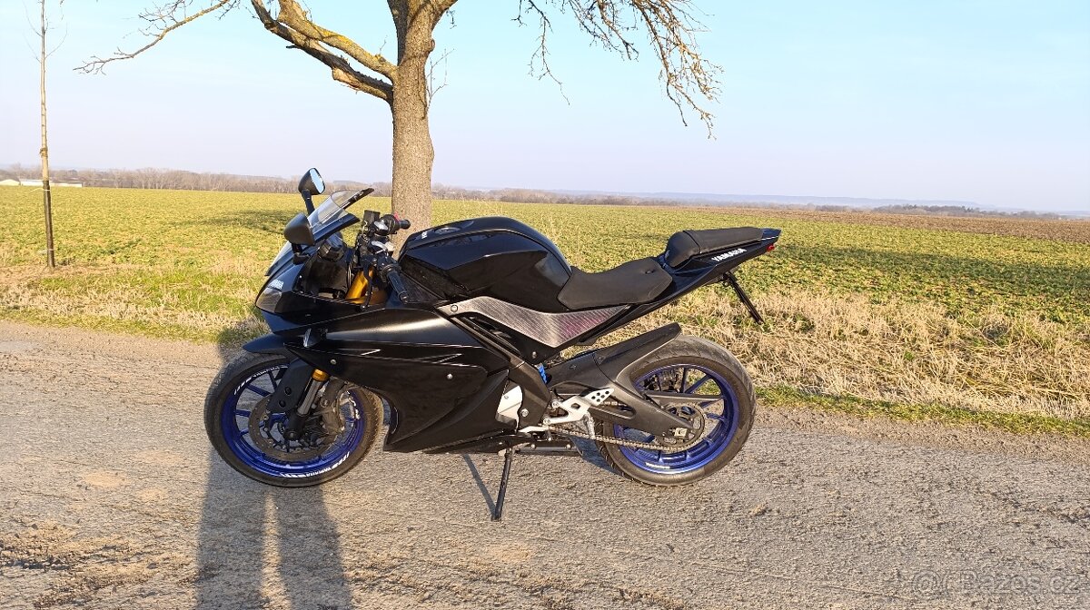 Yamaha yzf r125