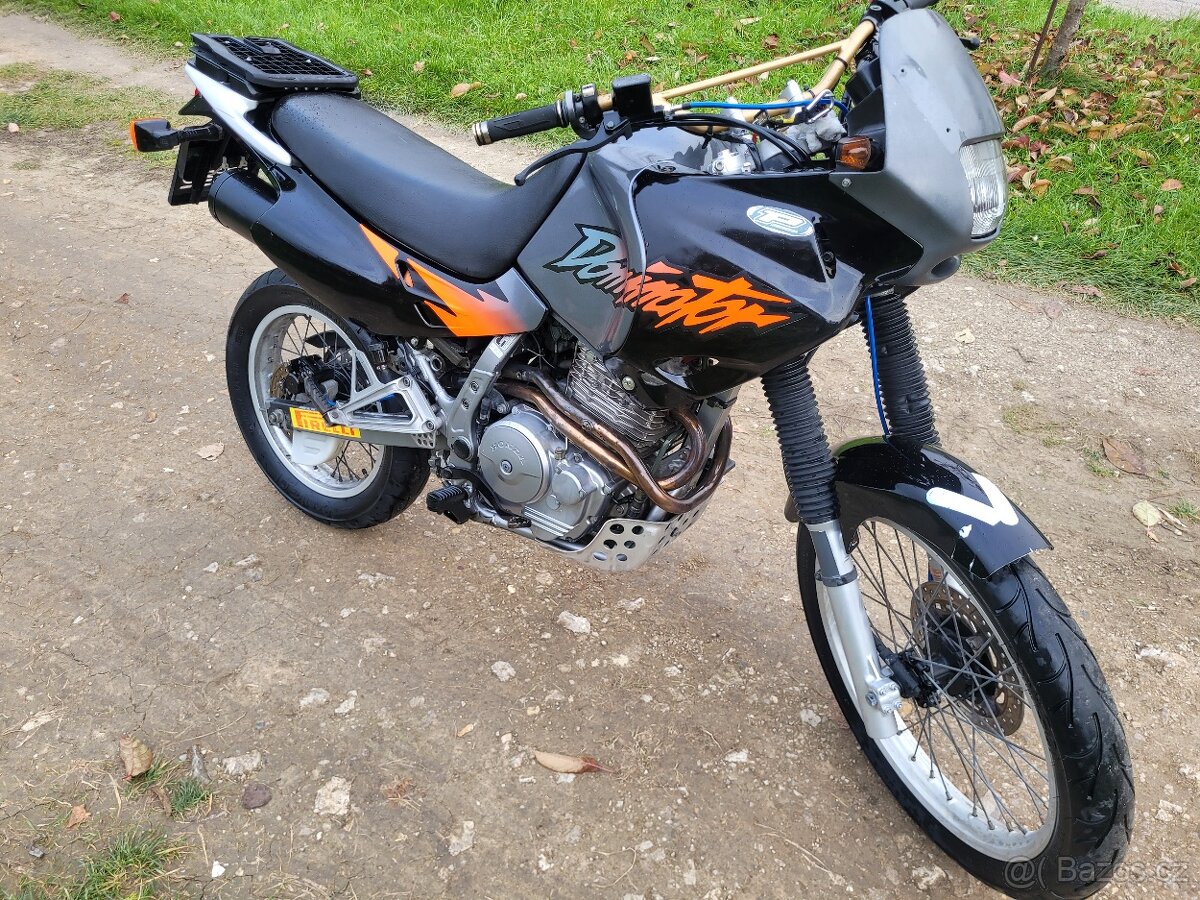 Honda NX 650 Dominator