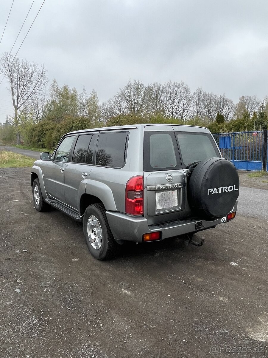 Nissan Patrol y61 GR Wagon