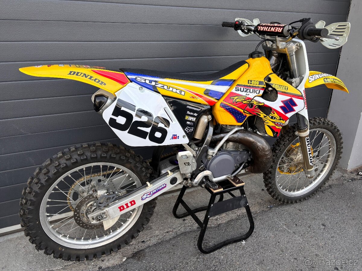 Suzuki RM 250 97