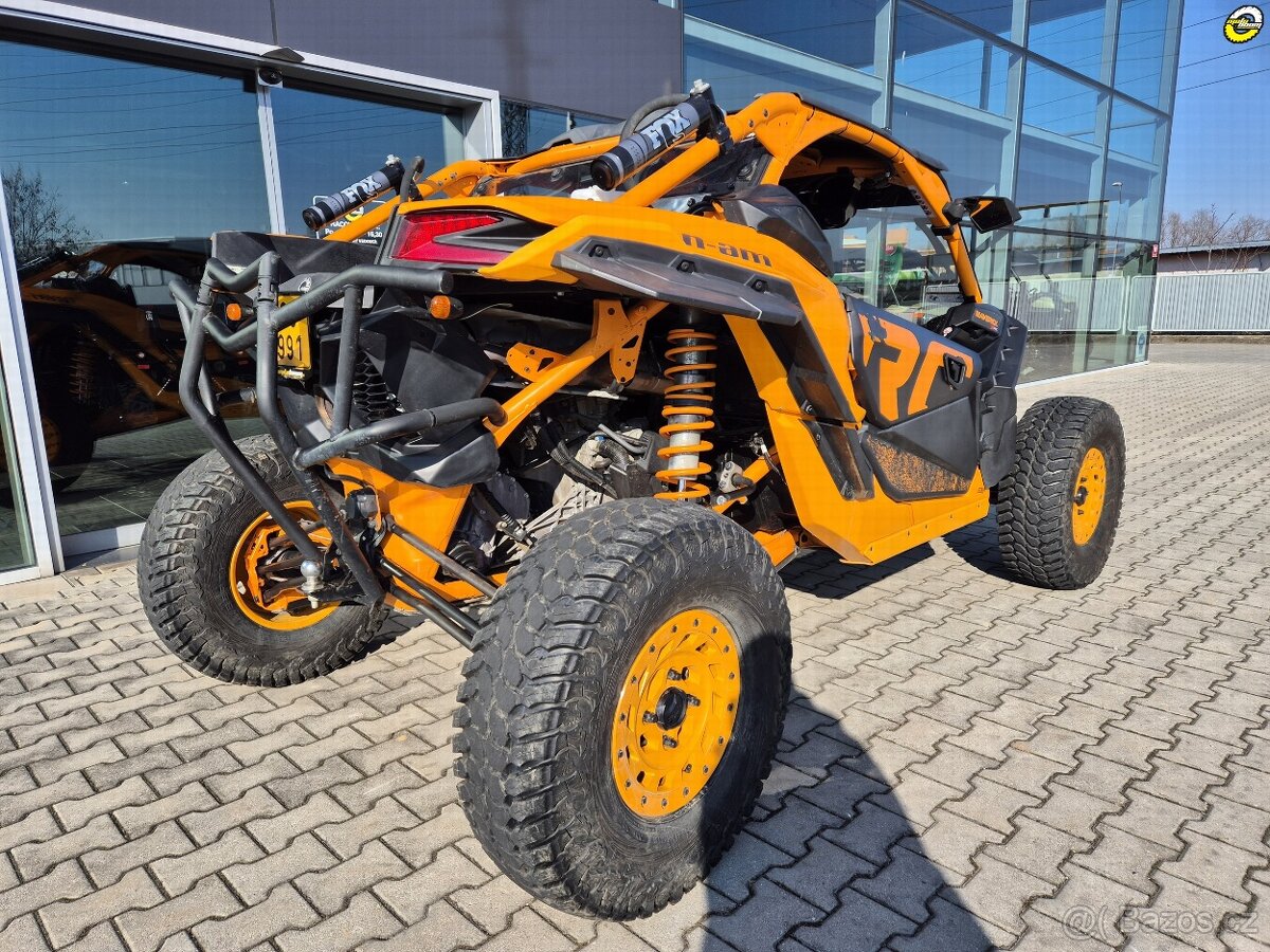 CAN-AM Maverick X RC Turbo RR