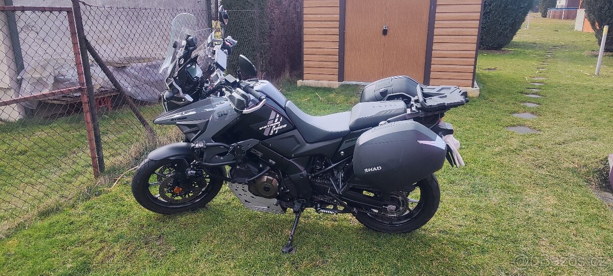 Suzuki  DL Vstrom 1050 r.v.2021 Č.R.