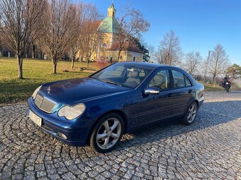 Mercedes Benz C 220 CDI - 4