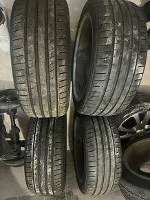 pneu 225/45 R17 - 4