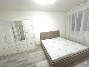 nový byt 2+kk, 50m2, ul. Nad Olšinami, Praha 10 - Strašnice - 4