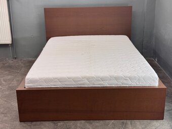 Postel IKEA MALM 140x200 - 4