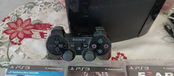 PlayStation 3 super slim - 4