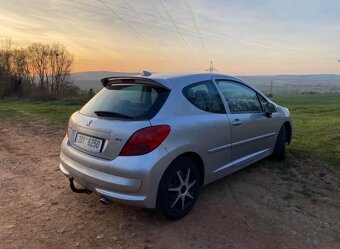 PEUGEOT 207 - 4