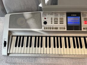 Klávesy Yamaha DGX-305 - dynamika - 4