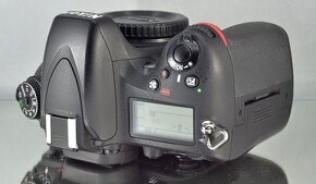 Nikon D600 Full-frame CMOSFull HDV19600 Exp. - 4